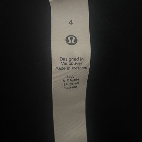 Lululemon Align Cropped Black Top - Picture 2 of 5